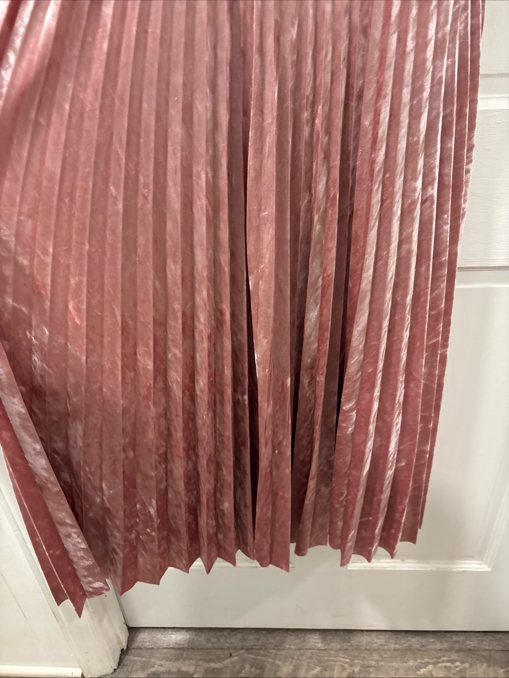 Avec Les Filles Women’s Pink Velvet Pleated Skirt Midi Dress Size 12 Party EUC - Picture 5 of 10